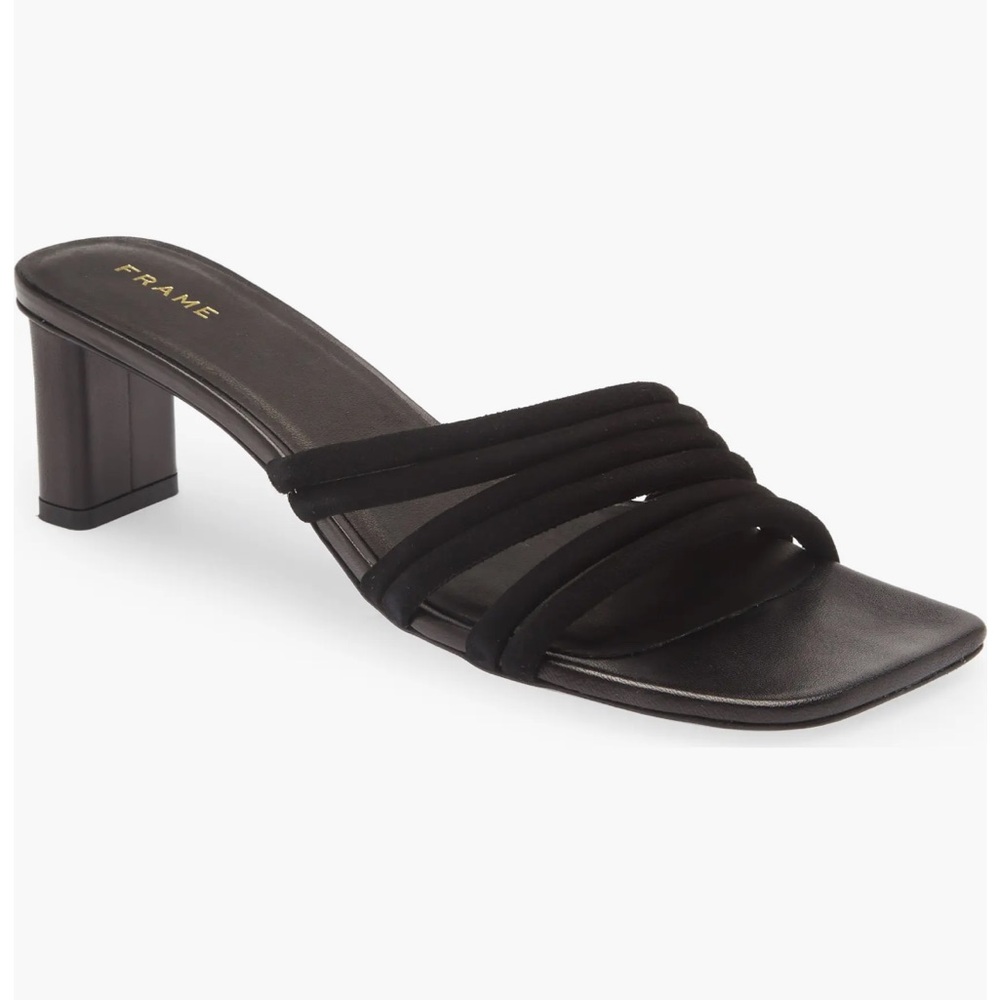 FRAME
Le Tonga Leather Mules In Noir
$378 size 36 new